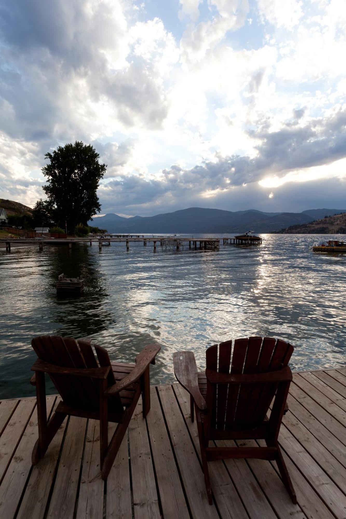 Okeefes Landing Bed & Breakfast Vernon Esterno foto